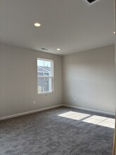 1757 Barrett Run Trl in Apex, NC - Building Photo - Building Photo