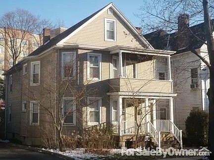 107 South Ave, Unit 107 South Avenue in Poughkeepsie, NY - Foto de edificio