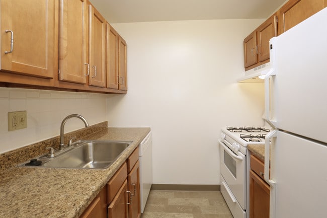 Cedar Ridge Apartments