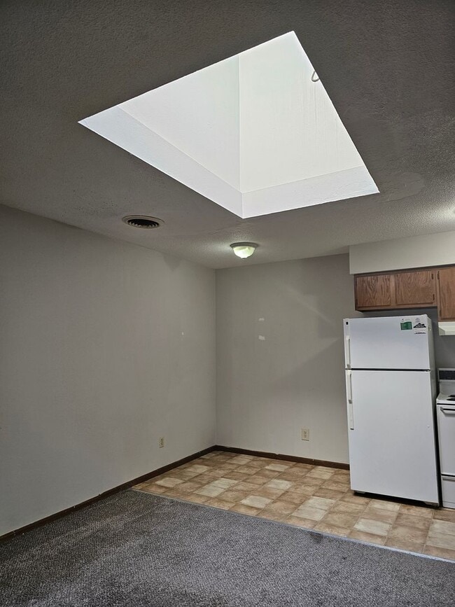 114 S Main St in Bowling Green, OH - Building Photo - Building Photo