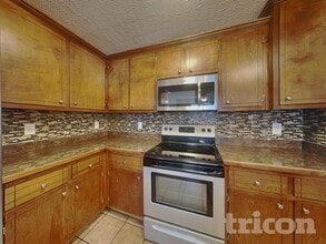 1457 Mutual Dr in Clarksville, TN - Foto de edificio - Building Photo