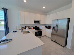 2470 Skyline Lp in Kissimmee, FL - Building Photo - Building Photo