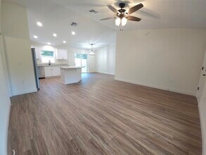 742 W Deacon Pl in Citrus Springs, FL - Building Photo - Building Photo