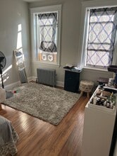 73 Park Dr in Boston, MA - Foto de edificio - Building Photo