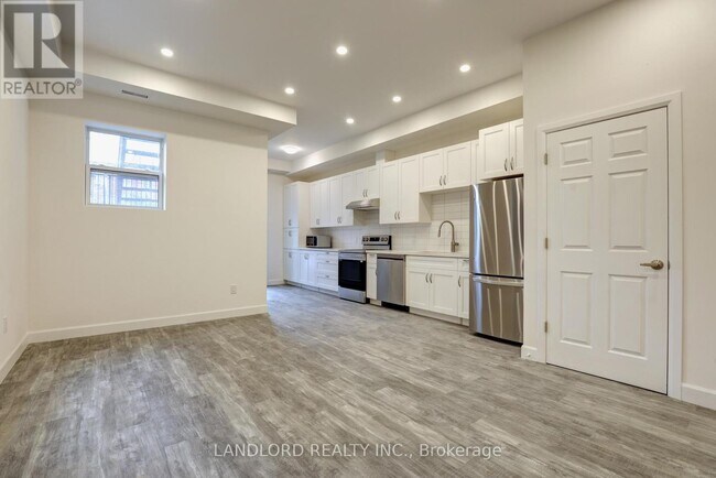 property at 620 Bathurst St