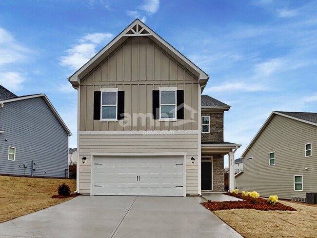 property at 560 Smt Vw Ln