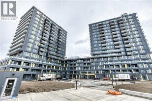 4878 Powers Cmn in Burlington, ON - Building Photo