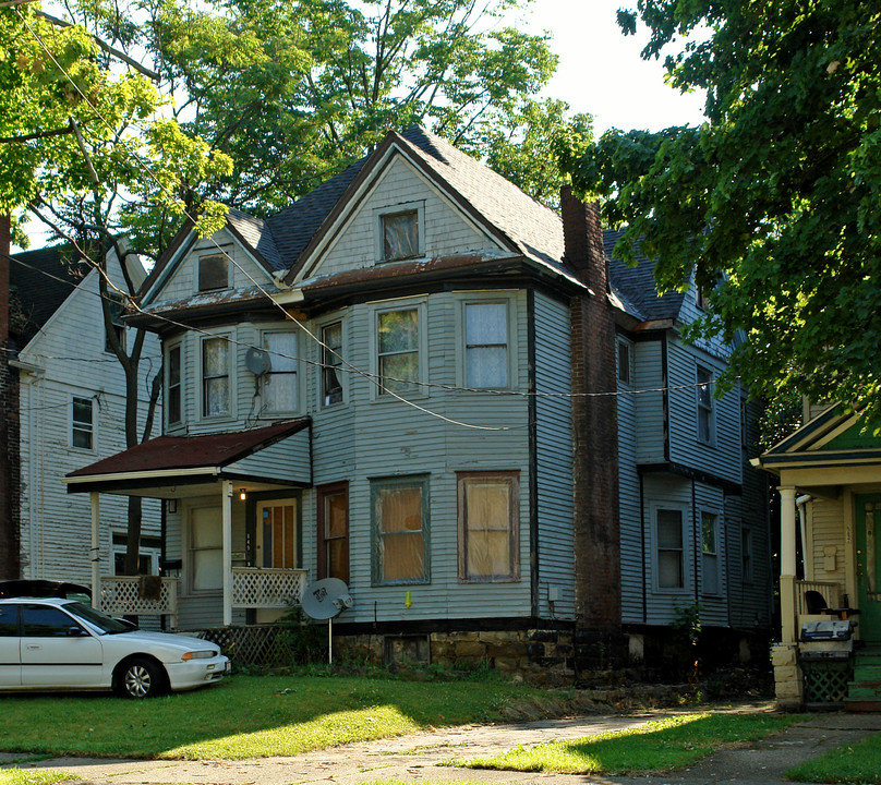 849 Ohio Ave in Youngstown, OH - Building Photo