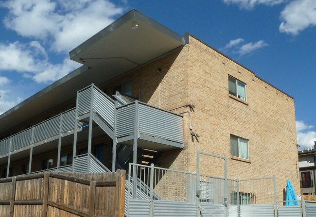 Edge25 in Denver, CO - Building Photo - Building Photo