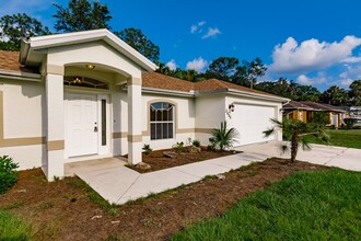 3488 Froude St in North Port, FL - Foto de edificio - Building Photo