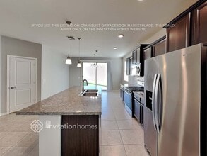 18634 W Townley Ave in Waddell, AZ - Foto de edificio - Building Photo