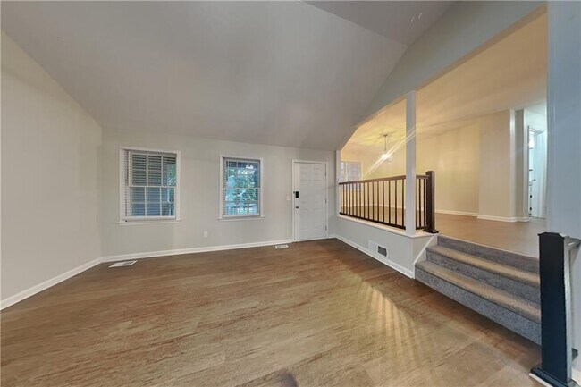 1104 Canterbury Ln in Woodstock, GA - Building Photo - Building Photo