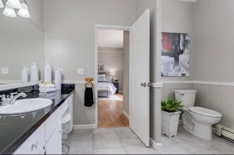 688 Monroe St in Santa Clara, CA - Building Photo - Building Photo