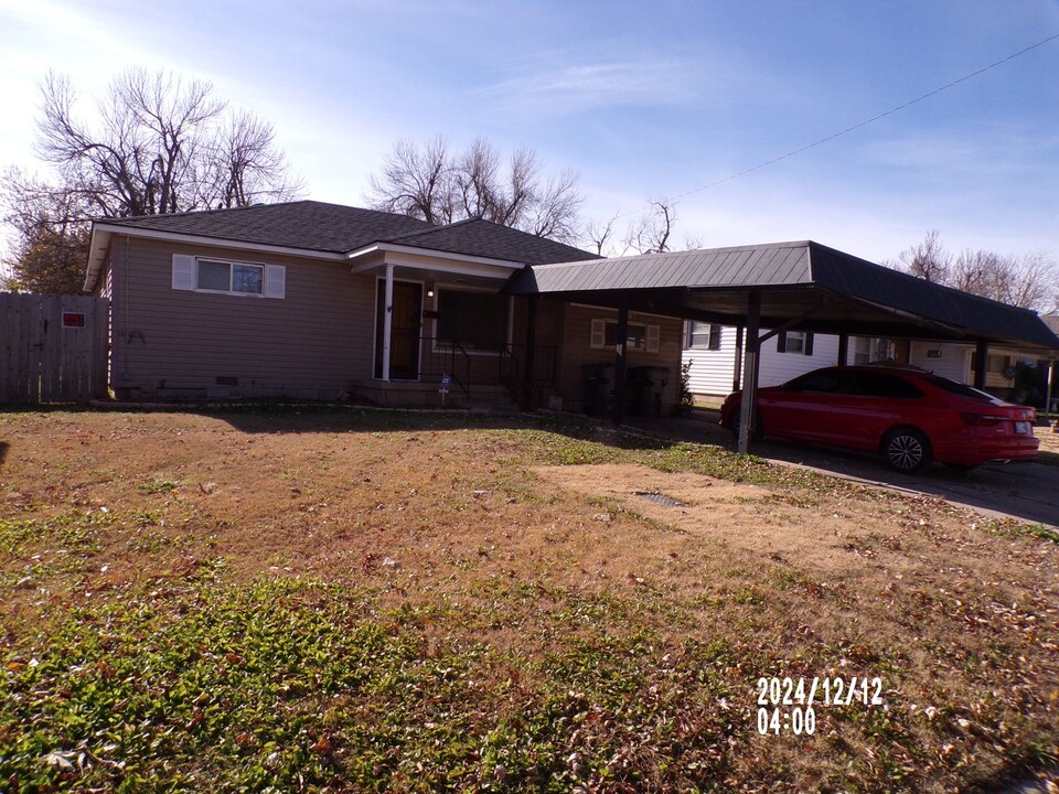 1418 NW Logan Ave in Lawton, OK - Building Photo