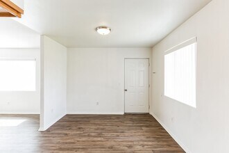 28345 Avenida La Paz in Cathedral City, CA - Building Photo - Building Photo