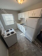 615-617 Deweese St in Grandview, MO - Building Photo - Building Photo