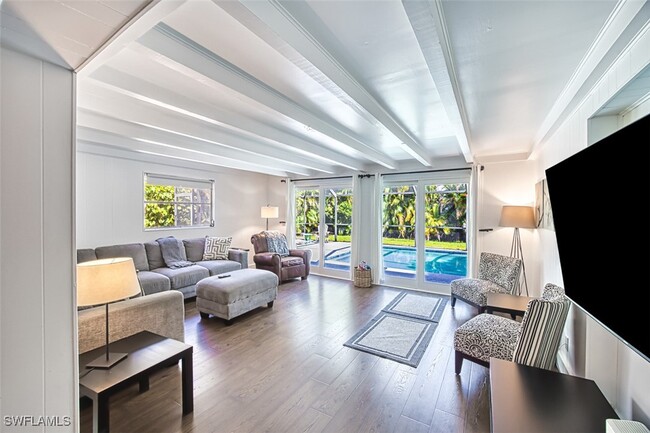 property at 4459 Flamingo Dr