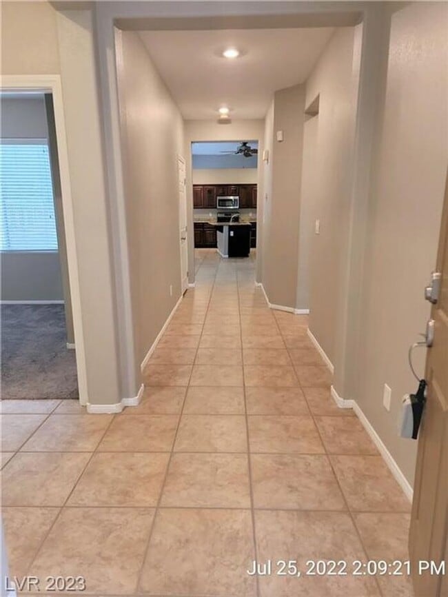 1021 Railroad Flat Ct in Las Vegas, NV - Building Photo - Building Photo