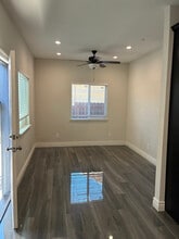 1209 Center Ln, Unit JADU in Los Banos, CA - Building Photo - Building Photo