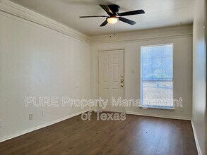 308 Highland Estates Dr in Round Rock, TX - Building Photo - Building Photo