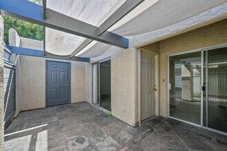 612 S Allred Dr in Tempe, AZ - Building Photo - Building Photo