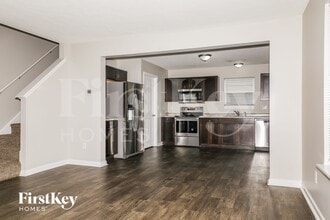 8036 Fisher Bend Dr in Indianapolis, IN - Building Photo - Building Photo