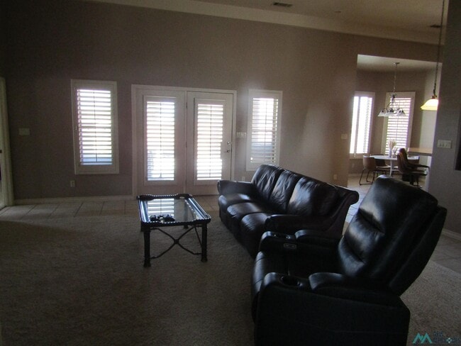 2104 W Ray Ave in Artesia, NM - Building Photo - Building Photo