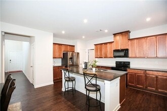 3445 Morgan Rd in Buford, GA - Building Photo - Building Photo