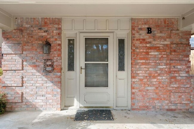8421 Fathom Cir in Austin, TX - Building Photo - Building Photo