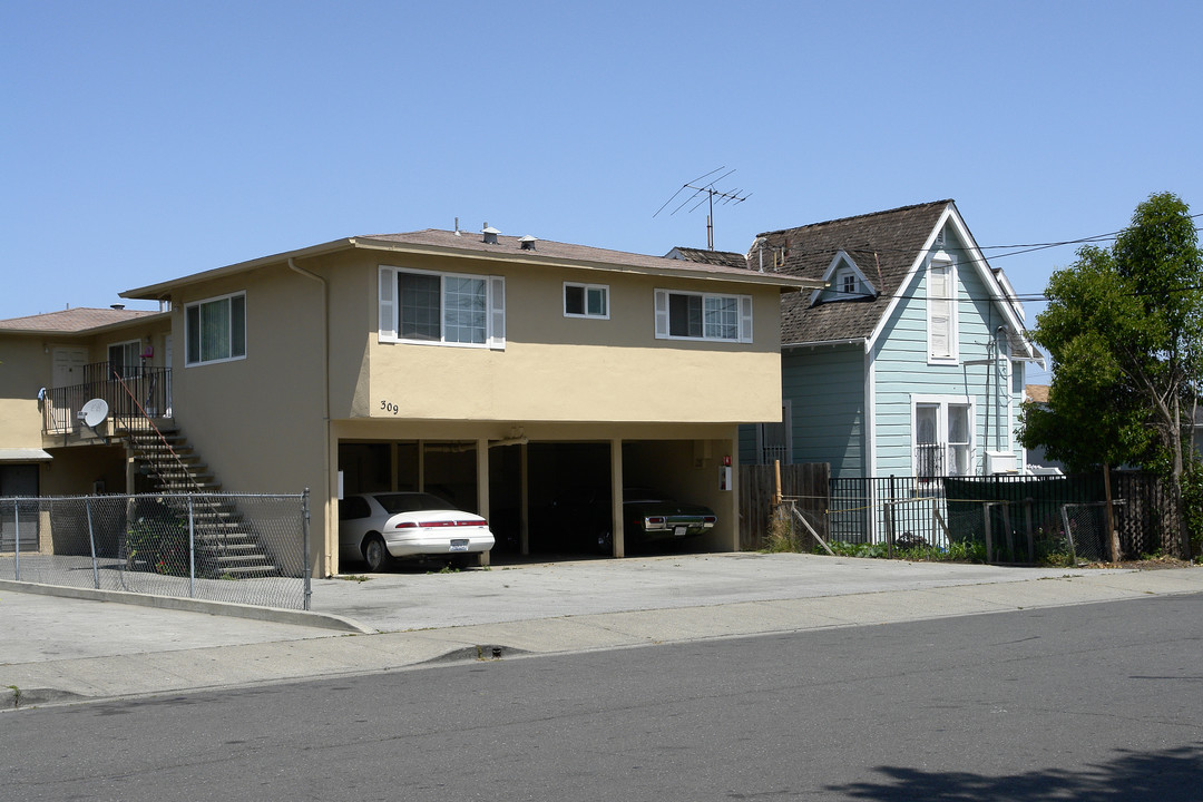 309 2nd Ave in Redwood City, CA - Building Photo