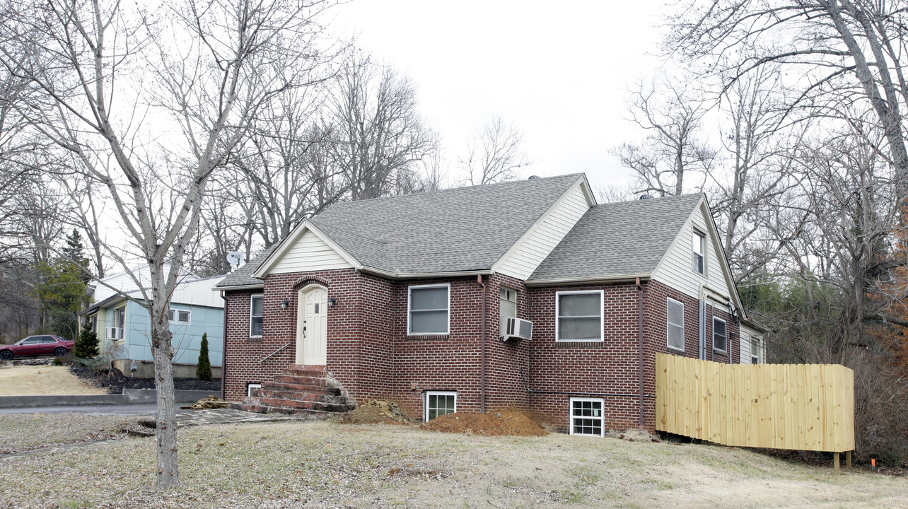 3518 Glenhurst Rd in Knoxville, TN - Building Photo