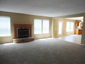 10373 Camby Crossing in Fishers, IN - Building Photo - Building Photo