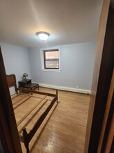 2861 S Farrell St, Unit Garden Apartment in Chicago, IL - Building Photo - Building Photo