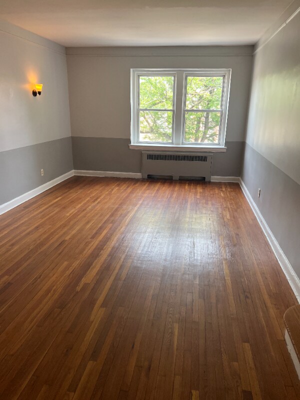 property at 129 N Walnut St