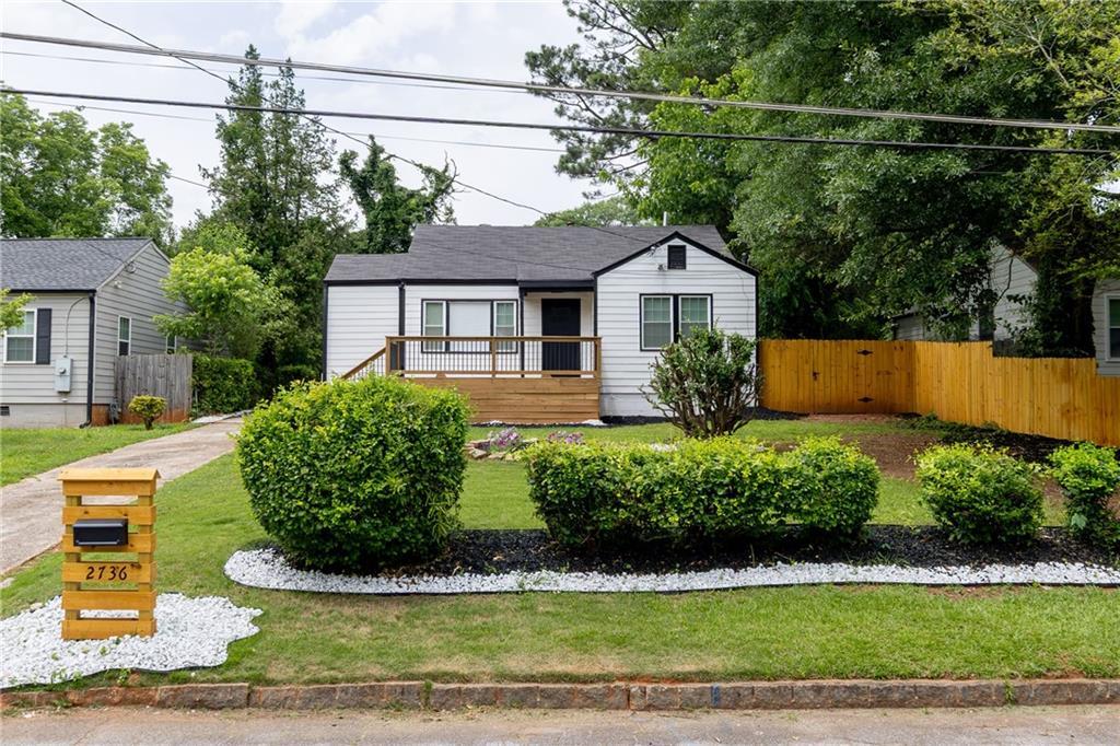 2736 Joyce Ave in Decatur, GA - Building Photo