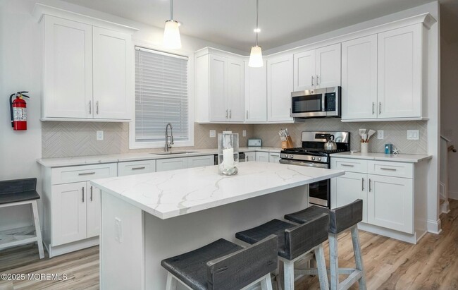 208 Kearney Ave in Seaside Heights, NJ - Building Photo - Building Photo