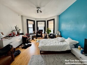 1173 Commonwealth Ave, Unit 6 in Boston, MA - Building Photo - Building Photo