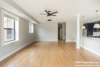 4419 N Seeley Ave, Unit 4409 in Chicago, IL - Building Photo - Building Photo