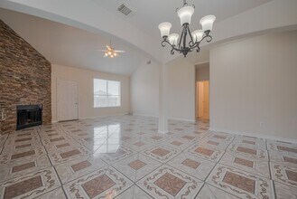 155 Rodeo Dr in Manvel, TX - Building Photo - Building Photo