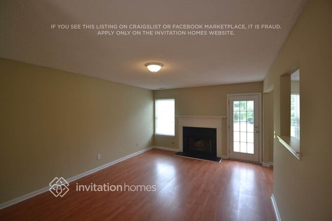 5864 Black Top Way in Fairburn, GA - Foto de edificio - Building Photo