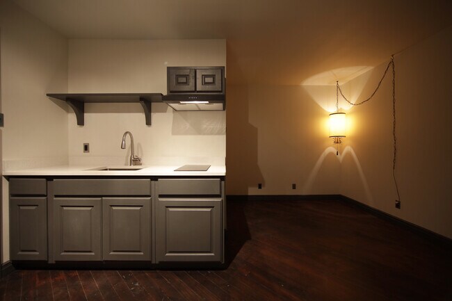 201 S Chaparral St-Unit -01 in Corpus Christi, TX - Building Photo - Building Photo