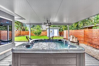 1517 SW 25th St in Fort Lauderdale, FL - Building Photo - Building Photo