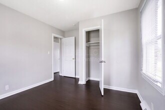 2408 Blackiston Mill Rd in Clarksville, IN - Building Photo - Building Photo