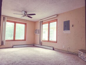 2721 Fremont Ave S in Minneapolis, MN - Building Photo - Building Photo