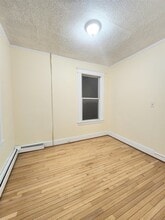 122 Jewett Ave in Jersey City, NJ - Building Photo - Building Photo