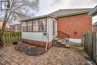 46 E 36th St in Hamilton, ON - Building Photo - Building Photo