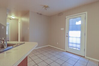 3417 49th St in Lubbock, TX - Building Photo - Building Photo