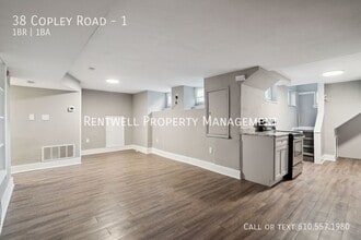 38 Copley Rd in Upper Darby, PA - Building Photo - Building Photo
