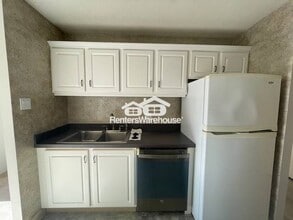 2525 Main St in Kansas City, MO - Foto de edificio - Building Photo