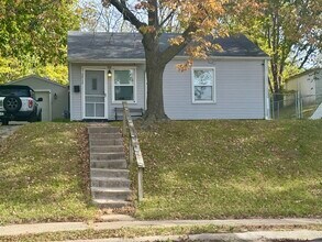 1717 Mound St in Davenport, IA - Building Photo - Building Photo